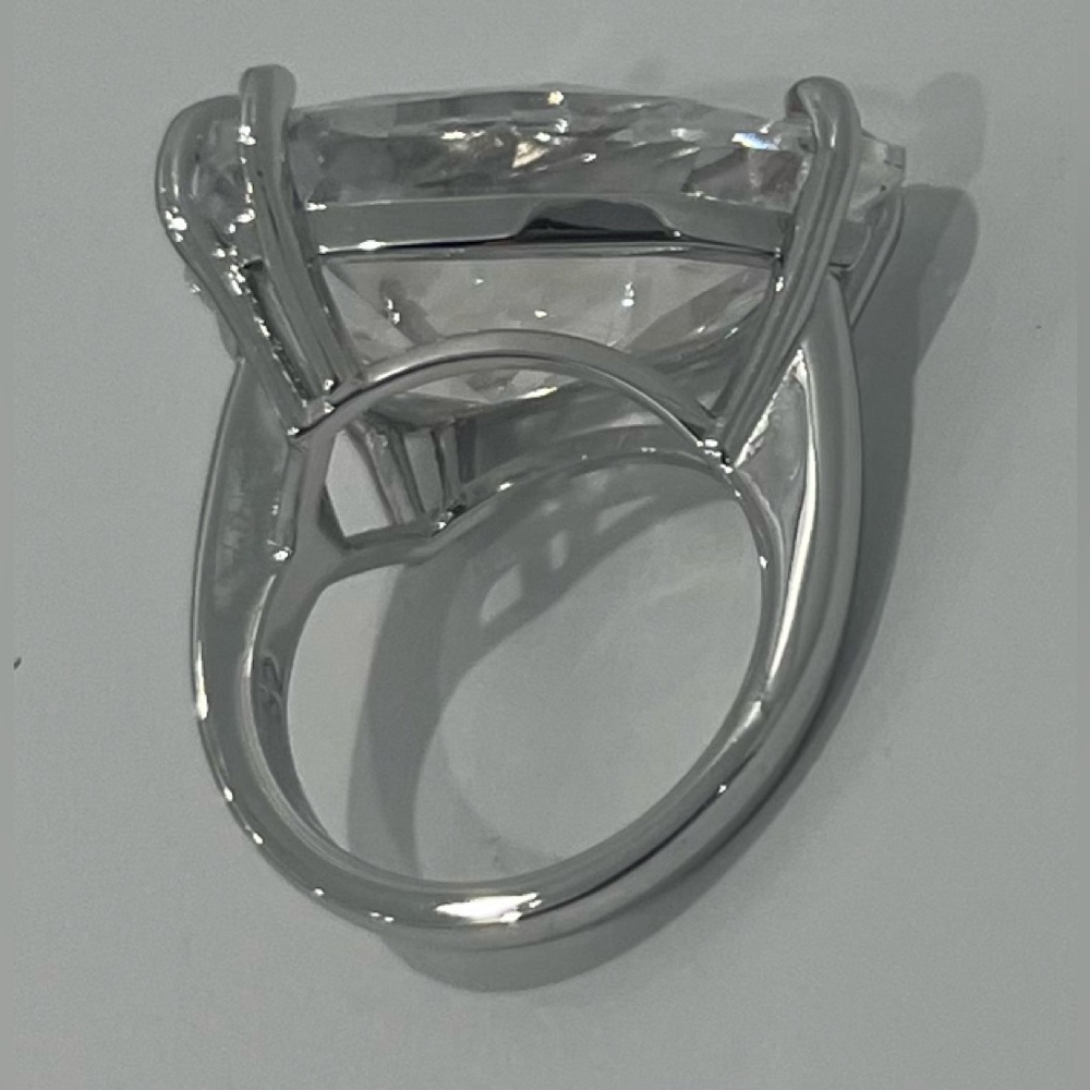 SWAROVSKI MESMERA Cocktail Ring, Size 52 - Picture 5 of 12